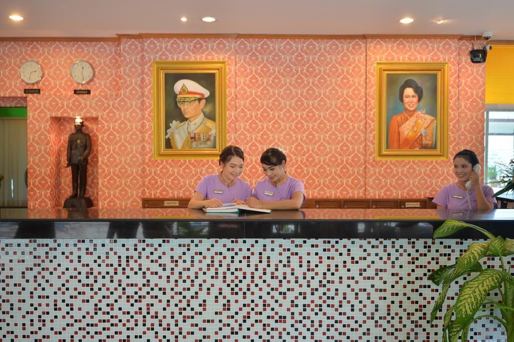 Patong Tri Trang Beach Resort מראה חיצוני תמונה